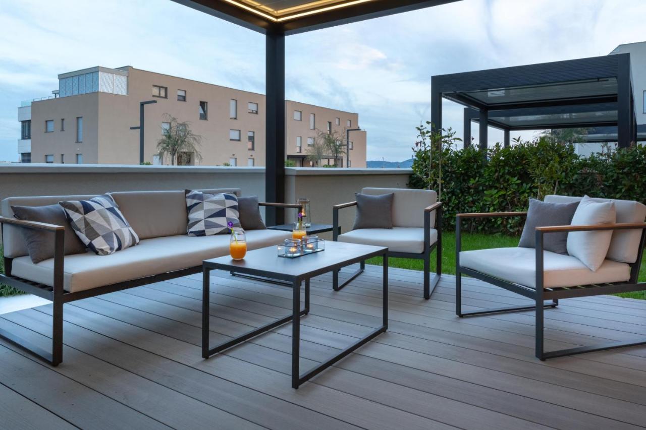 זאדאר Shell Luxury Residences With Pool And Whirlpool מראה חיצוני תמונה