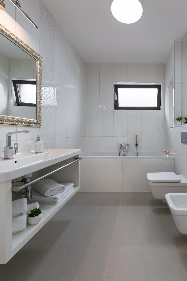 זאדאר Shell Luxury Residences With Pool And Whirlpool מראה חיצוני תמונה